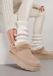 Ciemnobeżowe Śniegowce na Grubej Podeszwie z Niską Cholewką i Futerkiem Sewone. Brązowe śniegowce Born2be, bez wzorów, z futra, przed kostkę, bez zapięcia. Za 59.99 zł.