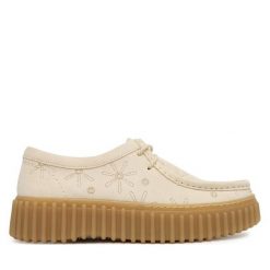 Półbuty Clarks. Półbuty wsuwane Clarks, bez wzorów, bez obcasa, na płaskiej podeszwie. Za 519.99 zł.