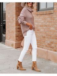 Milan Kiss Golf w kolorze jasnoróżowym rozmiar: M. Różowe swetry Milan Kiss, m, bez wzorów, bez ramiączek. Za 165.99 zł.