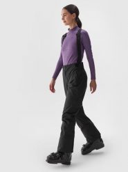 4F Spodnie narciarskie w kolorze czarnym rozmiar: L. Czarne spodnie dresowe 4f, bez wzorów, narciarskie, primaloft. Za 396.88 zł.