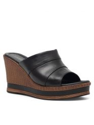 Lasocki Klapki WI23-CORTE-05 Czarny. Czarne klapki Lasocki, bez wzorów, ze skóry, bez obcasa, bez zapięcia. Za 199.99 zł.
