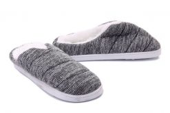AXIM 7P24080 szary, kapcie damskie. Szare kapcie Axim, bez wzorów. Za 34.99 zł.