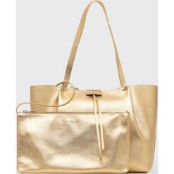 Patrizia Pepe torebka skórzana kolor złoty. Żółte shopper bag Patrizia Pepe, bez wzorów, na ramię, bez dodatków. Za 1,139.90 zł.