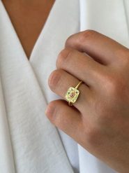 Les Favorites Pozłacany pierścionek z cyrkoniami rozmiar: 54. Żółte pierścionki Les Favorites, z cyrkonią, pozłacane. Za 78.99 zł.