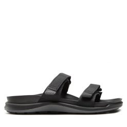 Klapki Birkenstock. Brązowe klapki Birkenstock, bez wzorów, bez obcasa, bez zapięcia. Za 549.99 zł.