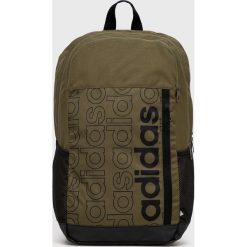 Adidas plecak kolor zielony duży z nadrukiem. Zielone plecaki adidas, bez wzorów, z materiału, do ręki, z nadrukiem, bez dodatków. W wyprzedaży za 134.99 zł.