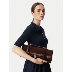 Torebka Tommy Hilfiger. Brązowe torebki klasyczne Tommy Hilfiger, bez wzorów, klasyczne, bez dodatków. Za 1,099.00 zł.