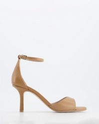 ELEGANCKIE SANDAŁY ZE SKÓRY NATURALNEJ MARION7 NAPP SAL. Sandały Venezia, bez wzorów, ze skóry, eleganckie, bez obcasa, bez zapięcia. Za 299.00 zł.