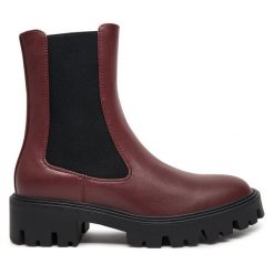 Sztyblety ONLY Shoes. Czerwone botki ONLY SHOES, bez wzorów, bez obcasa, na płaskiej podeszwie, bez zapięcia. Za 149.99 zł.