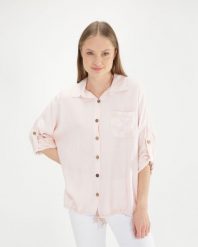 Koszula z ozodbnymi rękawami. Czerwone koszule Unisono, l, bez wzorów, z tkaniny, klasyczne, bez kołnierzyka, bez ramiączek. Za 189.00 zł.