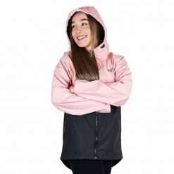 Kurtka przeciwdeszczowa damska PROS SPORTS model 725. Czerwone kurtki PROS, bez wzorów, bez kaptura. Za 349.00 zł.