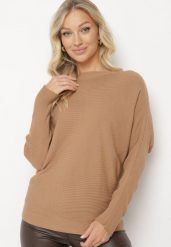 Beżowy Klasyczny Sweter z Dekoltem w Łódkę Rieline. Brązowe swetry Born2be, m, bez wzorów, z jeansu, eleganckie, bez ramiączek. W wyprzedaży za 93.49 zł.