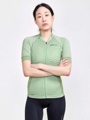 Craft Koszulka kolarska "ADV Endur" w kolorze zielonym rozmiar: M. Zielone t-shirty sportowe Craft, m, bez wzorów, z materiału, bez ramiączek, rowerowe. Za 150.02 zł.