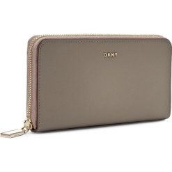 Duży Portfel Damski DKNY - Slgs-Bryant Park R462350606 Clay 235. Szare portfele DKNY, bez wzorów, ze skóry. W wyprzedaży za 249.00 zł.