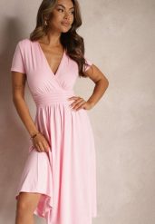 Różowa Sukienka Taliowana z Kopertowym Dekoltem o Rozkloszowanym Kroju Rimadea. Czerwone sukienki Renee, l, bez wzorów, eleganckie, bez kołnierzyka, bez ramiączek, midi, kopertowe. W wyprzedaży za 119.99 zł.