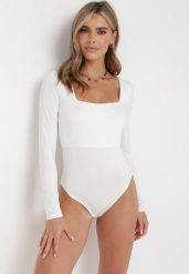Białe Body z Długim Rękawem i Kwadratowym Dekoltem Teraza. Białe body i gorsety Born2be, bez wzorów, bez ramiączek. W wyprzedaży za 67.99 zł.