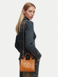 KARL LAGERFELD Torebka B1W30042 Pomarańczowy. Brązowe torebki klasyczne KARL LAGERFELD, bez wzorów, ze skóry, bez dodatków. Za 649.99 zł.