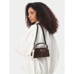 Torebka KARL LAGERFELD. Brązowe torebki klasyczne KARL LAGERFELD, bez wzorów, klasyczne, bez dodatków. Za 1,149.00 zł.