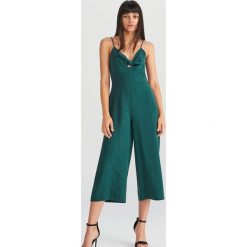 Kombinezon na ramiączkach - Khaki. Kombinezony marki Reserved. Za 159.99 zł.