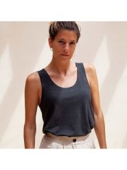 Tropicfeel Top w kolorze czarnym rozmiar: M. Czarne topy Tropicfeel, m, bez wzorów, z bawełny, bez kołnierzyka, bez ramiączek. Za 52.45 zł.