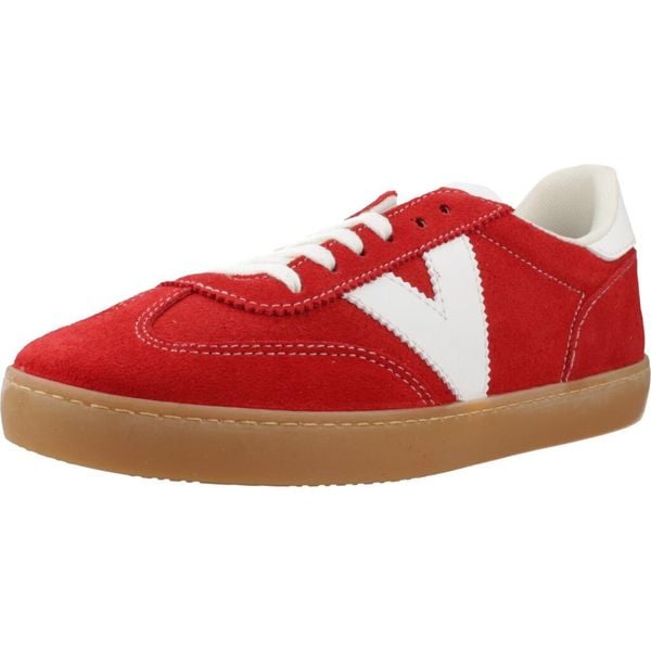 Buty VICTORIA BERLIN Czerwony. Czerwone buty trekkingowe VICTORIA, ze skóry, bez zapięcia. Za 303.99 zł.