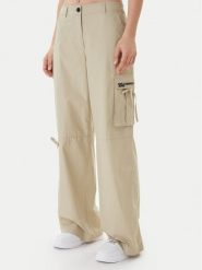 Karl Lagerfeld Jeans Spodnie materiałowe B1W10087 Zielony Regular Fit. Zielone spodnie materiałowe Karl Lagerfeld Jeans, bez wzorów, z bawełny. Za 569.99 zł.