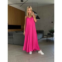 Sukienka Oversize Blush. Różowe sukienki ClothStore, bez wzorów, bez kołnierzyka, bez ramiączek, oversize. Za 129.00 zł.