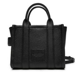 Torebka Marc Jacobs. Czarne torebki klasyczne Marc Jacobs, bez wzorów, klasyczne, bez dodatków. Za 1,719.00 zł.