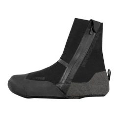 Pokrowce na buty Endura MT500 Plus. Czarne buty trekkingowe ENDURA, na zimę, z gumy, bez zapięcia. Za 309.05 zł.