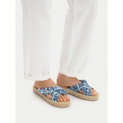 Klapki Liu Jo. Niebieskie klapki Liu Jo, bez wzorów, bez obcasa, bez zapięcia. Za 258.99 zł.