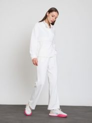 BGN Bluza w kolorze białym rozmiar: 36. Białe bluzy BGN, bez wzorów, bez kaptura. Za 56.79 zł.