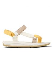 Camper Sandały w kolorze beżowo-żółtym rozmiar: 38. Brązowe sandały Camper, bez wzorów, klasyczne, z otwartym noskiem, bez obcasa, bez zapięcia. Za 249.95 zł.