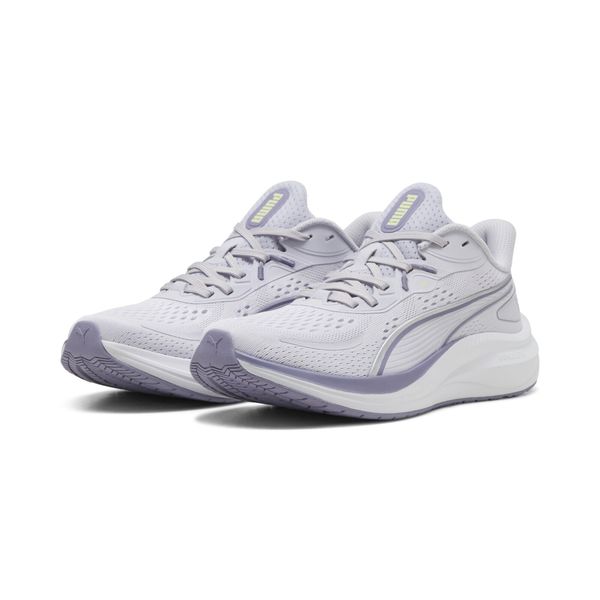 Buty do biegania unisex Skyrocket Lite 2 PUMA. Fioletowe buty do biegania Puma, bez wzorów, z gumy, bez zapięcia, do biegania. Za 205.99 zł.
