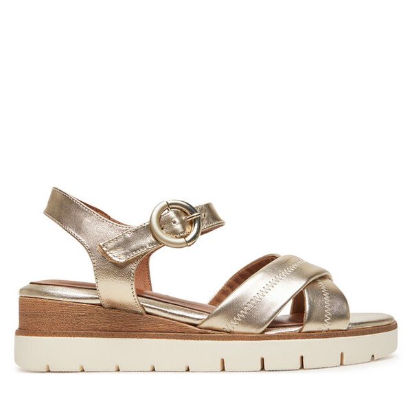 Sandały Tamaris. Żółte sandały Tamaris, bez wzorów, bez obcasa, na koturnie, bez zapięcia. Za 349.99 zł.