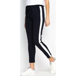 Granatowo-Białe Spodnie Dresowe Two Colors. Spodnie dresowe marki bonprix. Za 49.99 zł.