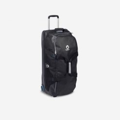 Torba nurkowa podróżna trolley Decathlon SCD 90 l. Czarne torby podróżne Decathlon, bez wzorów, z materiału, duże. Za 399.99 zł.