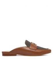 MICHAEL Michael Kors Klapki Mckenzie 40T6MZFP3L Brązowy. Brązowe klapki MICHAEL Michael Kors, bez wzorów, ze skóry, bez obcasa, bez zapięcia. Za 679.99 zł.