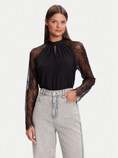 Vero Moda Bluzka Milla 10334620 Czarny Loose Fit. Czarne bluzki Vero Moda, s, bez wzorów, z syntetyku, bez kołnierzyka, bez ramiączek. Za 69.99 zł.
