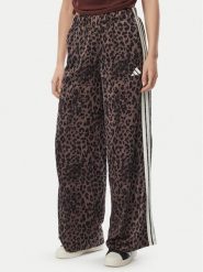 Adidas Spodnie dresowe Adidas Spw Wide Leg Trousers KV0910 Brązowy Loose Fit. Brązowe spodnie dresowe adidas, bez wzorów, z dresówki. Za 259.99 zł.