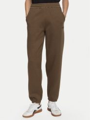 Reebok Spodnie dresowe Reebok x Ewa Chodakowska RK25981CCW Brązowy Regular Fit. Brązowe spodnie dresowe Reebok, bez wzorów, z bawełny. Za 179.99 zł.