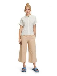 CARTOON Bluzka w kolorze białym rozmiar: 38. Białe bluzki Cartoon, bez wzorów, bez kołnierzyka, bez ramiączek. Za 113.99 zł.