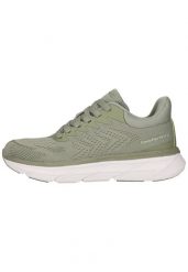Buty sportowe damskie Endurance Masako. Zielone buty treningowe Endurance, bez wzorów, z materiału, bez zapięcia, na fitness i siłownię. Za 268.00 zł.