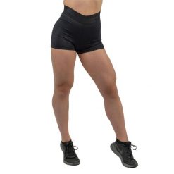 Spodenki treningowe damskie NEBBIA Intense Leg Day High-Waist. Czarne szorty sportowe Nebbia, bez wzorów, z podwyższonym stanem, na fitness i siłownię. Za 69.99 zł.