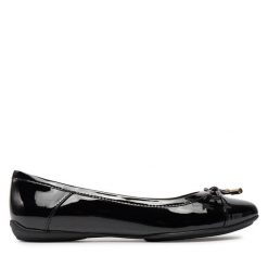 Baleriny Geox. Czarne baleriny Geox, bez wzorów, bez obcasa, bez zapięcia. Za 379.99 zł.