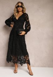 Czarna Rozkloszowana Sukienka Retro z Ażurowej Koronki Meliris. Czarne sukienki Renee, na imprezę, l, w ażurowe wzory, z koronki, eleganckie, bez kołnierzyka, bez ramiączek, midi, rozkloszowane. W wyprzedaży za 251.99 zł.