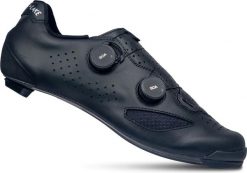 Buty Lake CX239. Czarne buty treningowe Lake, bez wzorów, z gumy, bez zapięcia, rowerowe. Za 1,511.50 zł.