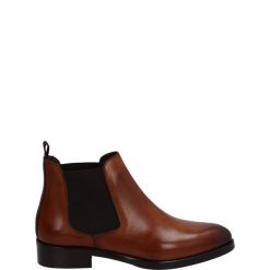 SZTYBLETY W KOLORZE BRĄZOWYM 6009 CRUST CUOIO. Brązowe botki Venezia, bez wzorów, ze skóry, bez obcasa, bez zapięcia. Za 359.00 zł.