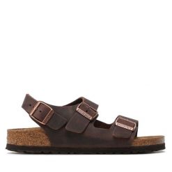 Sandały Birkenstock. Brązowe sandały Birkenstock, bez wzorów, bez obcasa, na płaskiej podeszwie, bez zapięcia. Za 599.99 zł.