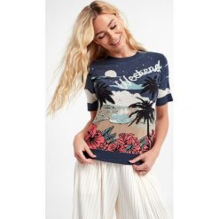 Sweter Vosci WEEKEND MAX MARA. Swetry Weekend Max Mara, m, bez wzorów, prążkowane, bez ramiączek. Za 989.00 zł.