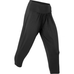 Spodnie sportowe haremki funkcyjne, dł. 7/8 bonprix czarny. Spodnie dresowe marki Nike. Za 37.99 zł.
